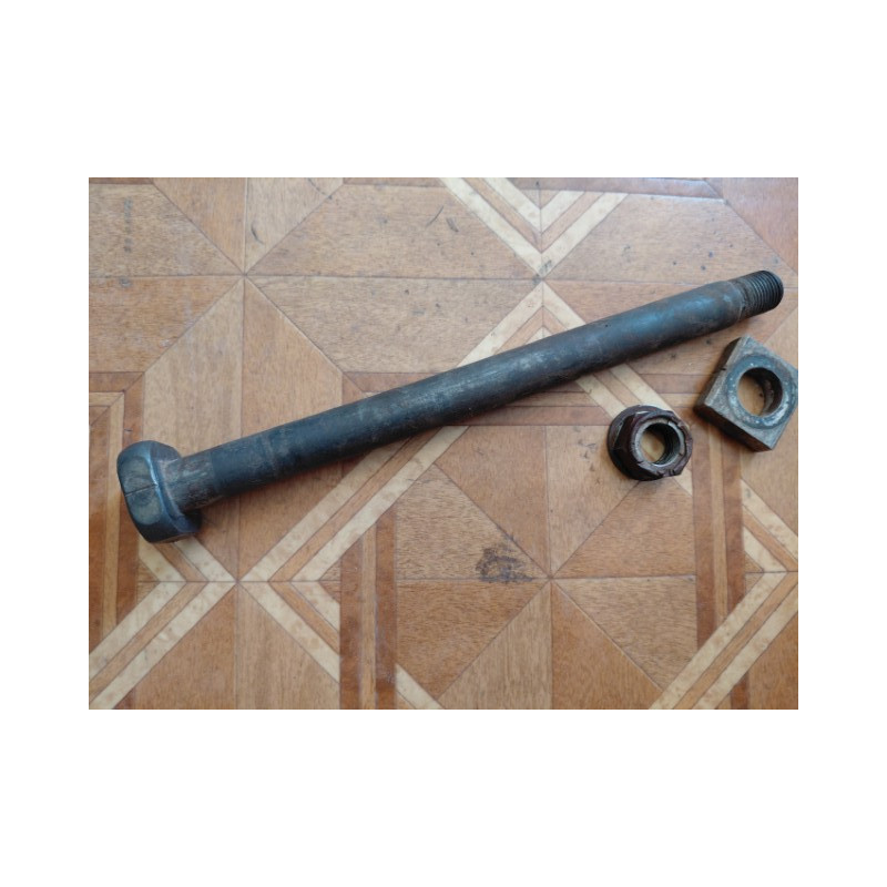 Axe arriere CR 125 de 1999
