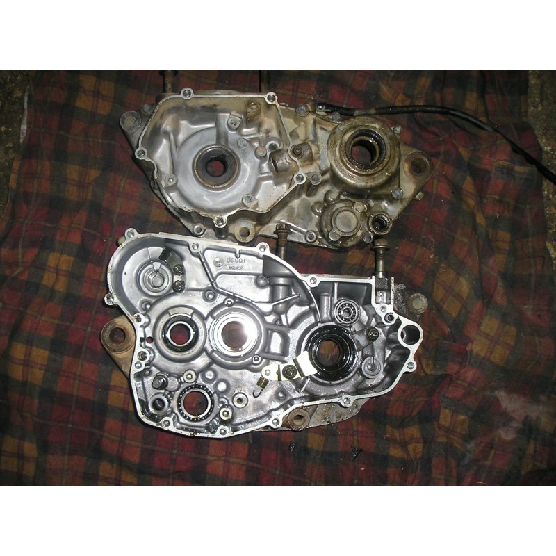 Carters moteur YZ 250 de 2000