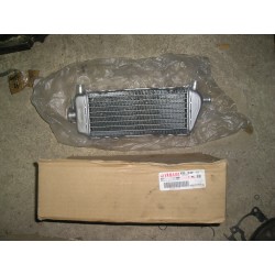 Radiateur neuf YZ 250 de 2001